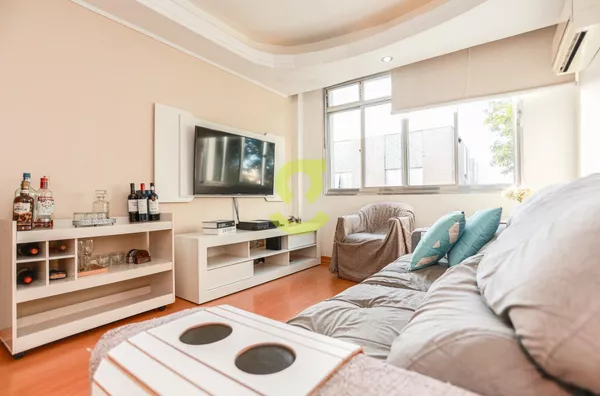 Apartamento para venda, 3 quarto(s),  Medianeira, Porto Alegre