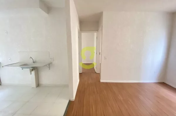 Apto semi mobiliado, 2 dorm, churrasqueira e uma vaga!