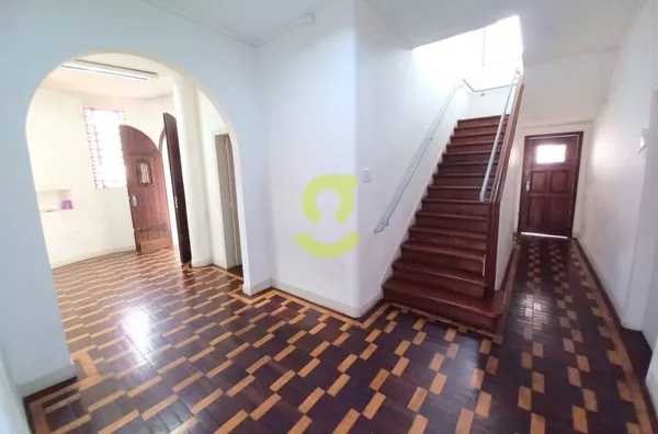 Casa comercial para aluguel,  441m², 10 ambientes, 2 banheiros, 10 vagas, Moinhos De Vento, Porto Alegre