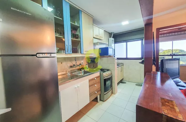 Ótimo apartamento duplex, 94m priv, andar alto, 2 dorm, sacada, churrasqueira, 2 vagas, infra e bem localizado!