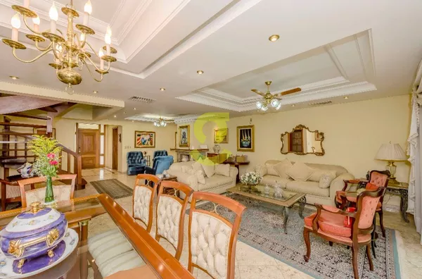 Espetacular casa, lindamente decorada, 378m, ar cond central, ao lado do Shopping Iguatemi!