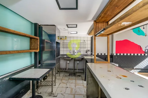 Loja para alugar no PASEO ZONA SUL, 82m² + 23m² de Mezanino