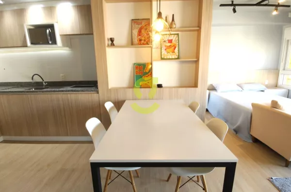 Ótimo loft MOBILIADO, 38m priv, andar alto, vaga e infraestrutura completa!