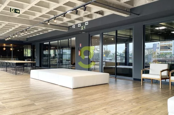 Apartamento 2d, 1 suíte, 1 vaga, balcony, infra completa,  Independência, Porto Alegre