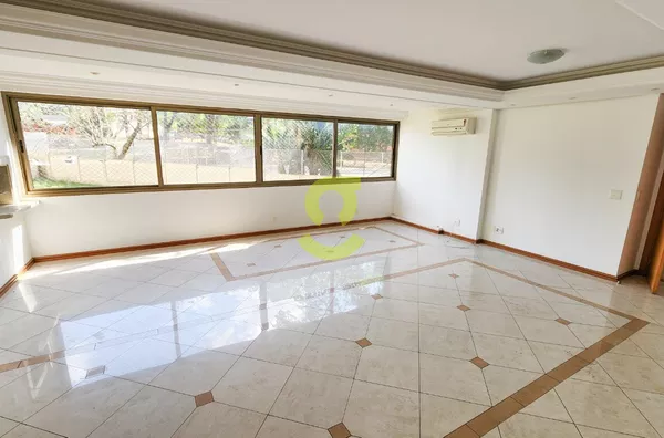 Ótimo apto, semi mobiliado, 120m privativos, 2 vagas cobertas, infra completa de lazer!