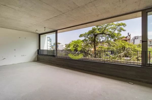 Apartamento alto padrão, 95m², 2 dorm, 2 suítes, 2 vagas, churrasqueira, lareira, Mon't Serrat.