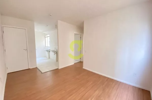 Apto semi mobiliado, 2 dorm, churrasqueira e uma vaga!