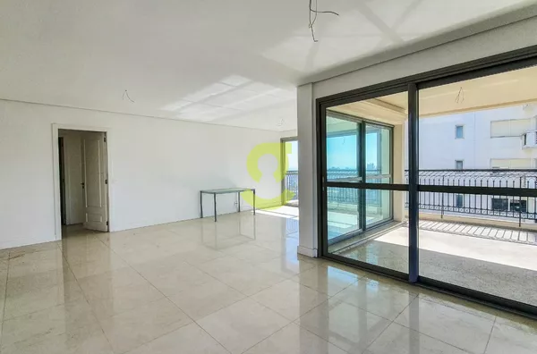 Ótima cobertura, nova, 176m, 3 suites, 3 vagas, sacada e infra!