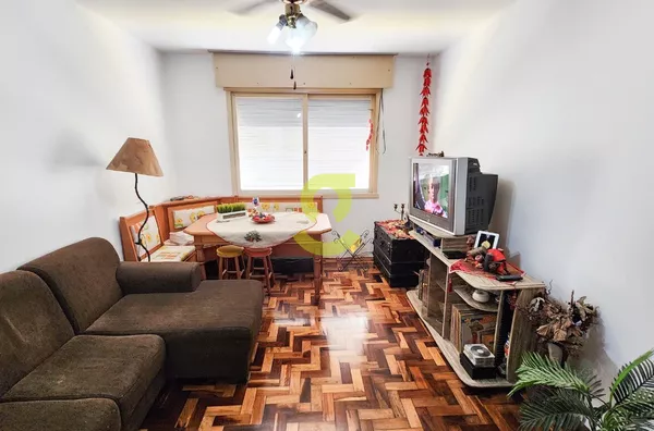 Ótimo apto térreo, todo reformado, 74m priv, 2 dorm e vaga escriturada ao lado do Germânia e Iguatemi!