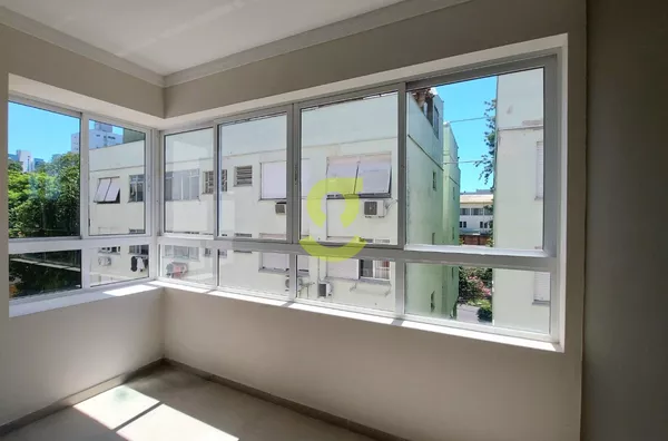 Apartamento  semi mobiiado, 50m, 1 dorm, 1 banheiro, vaga, Bom Jesus
