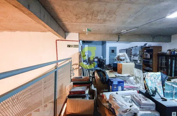 Loja comercial de 180m em Avenida de alto fluxo !