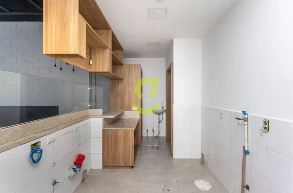 Loja comercial, 61m priv, em condominio conceito e proximo a Orla do Guaiba e shopping Praia de Belas!