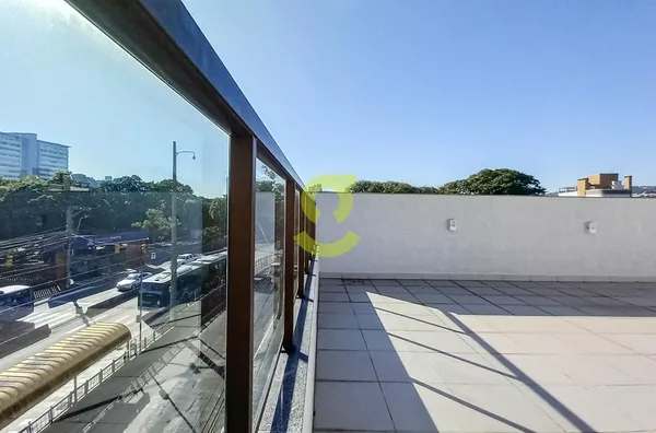 Ótimo Predio Comercial, 700m, 8 vagas, todo REFORMADO, em avenida tradicional e movimentada