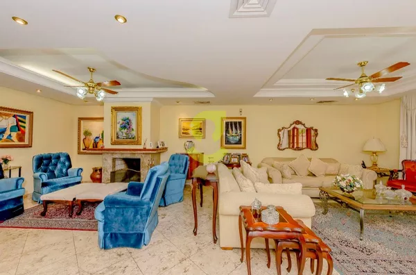 Espetacular casa, lindamente decorada, 378m, ar cond central, ao lado do Shopping Iguatemi!