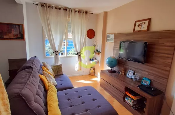 Apto reformado, semi mobiliado, 3 dorm transf em 2 c/ living estendido, cozinha americana, próximo ao Bourbon Ipiranga