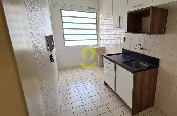 Apto semi mobiliado, 2 dorm 