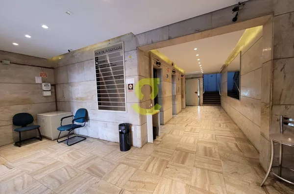 Ampla sala comercial, 500m² priv,