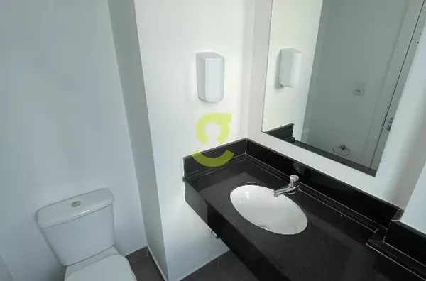 Sala comercial, andar inteiro, 171m², 3 vagas!