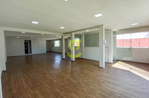 Ótimo Predio Comercial, 700m, 8 vagas, todo REFORMADO, em avenida tradicional e movimentada