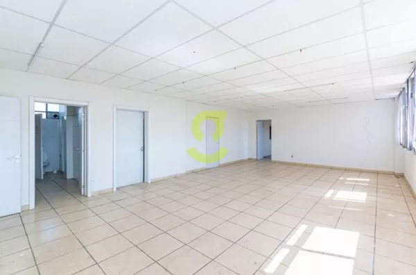 Prédio comercial para aluguel, 612m²,  Navegantes, Porto Alegre