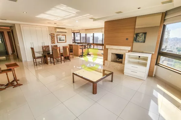 Espetacular Apto MOBILIADO, um por andar, 195m, andar alto, lareira, churrasqueira, 3 suites, 4 vagas!