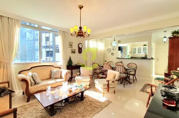 Apartamento todo reformado, 2 dormitórios, 2 banheiros, Infra, Boa Vista.