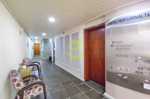 Sala comercial, ar condicionado, banheiro 26m privativos!