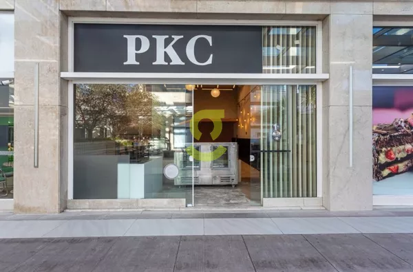 Loja de 119m, em condomínio imponente e próximo a orla do Guaíba!