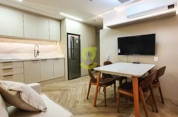 Loft MOBILIADO, andar alto, infra espetacular no bairro Petrópolis!