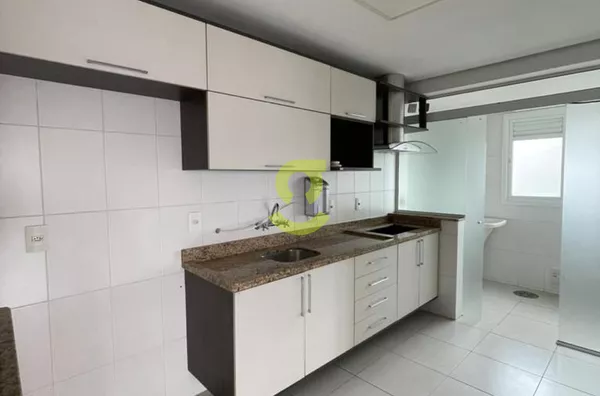 Apto semi mobiliado, boa vista, living dois ambientes, 2 dorm, suite e 1 vaga!