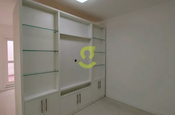 Loft para venda e aluguel,  semi mobiiado, móveis sob medida,Santo Antônio, Porto Alegre