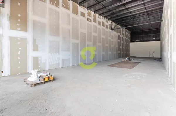 Loja com 218m², mais de 20 vagas, em uma das principais Avenidas da Capital.