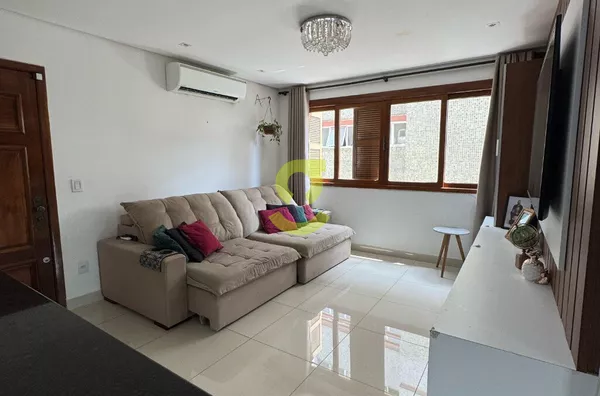 Ótimo apto MOBILIADO e reformado, 80m priv, 2 dorm, 1vaga