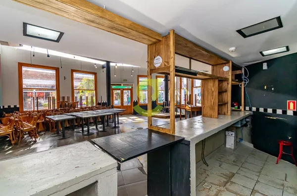 Loja para alugar no PASEO ZONA SUL, 82m² + 23m² de Mezanino