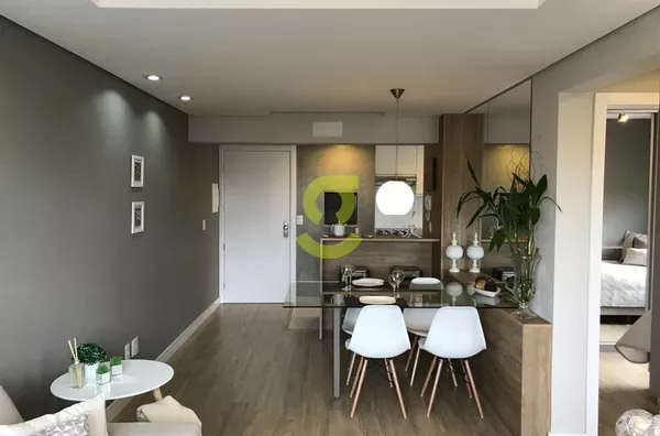 Ótimo apto, semi mobiliado, living 3 ambientes, churrasqueira, 2 dorm, suite, 1 vaga!