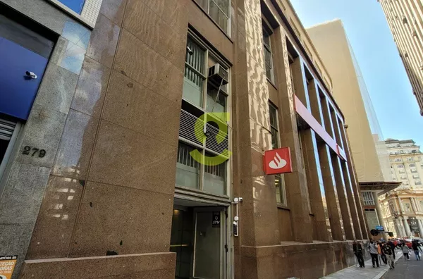 Andar inteiro para locação em prédio tradicional, Centro Histórico, 1.340m²