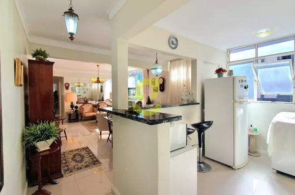 Apartamento todo reformado, 2 dormitórios, 2 banheiros, Infra, Boa Vista.