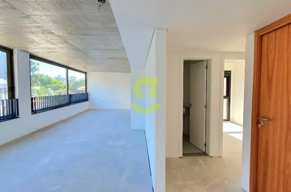 Apartamento 86m², 2 dorm, 2 suítes, 3 banheiros, churrasqueira, ultimo andar, Mon't Serrat.