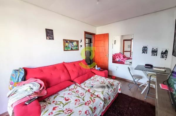 Casa duplex, 120m, 3 dorm, 2 banheiros, 1 vaga.