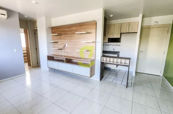 Ótimo apto, semi mobiliado, ar condicionado, sacada, 2 dorm, vaga e infra!