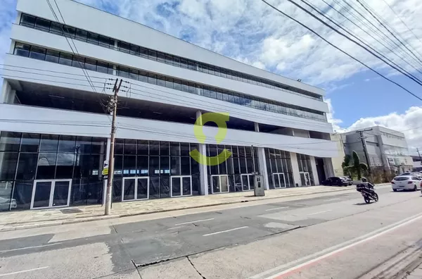 Sala comercial, andar inteiro, 890m, 88 vagas!