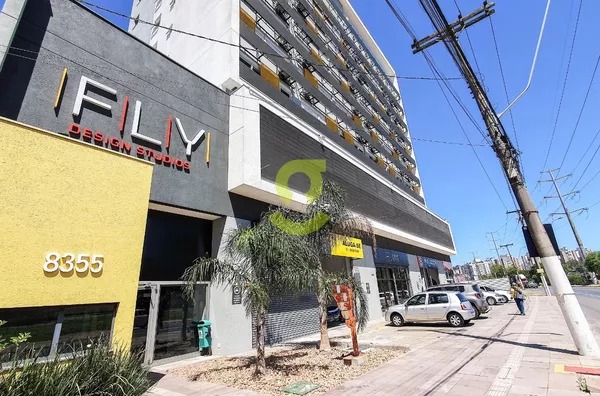 Loja comercial de 180m em Avenida de alto fluxo !