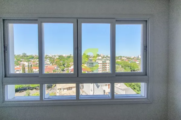 Amplo apto 2 dorm, 82m priv, suite e 2 vagas de garagem!