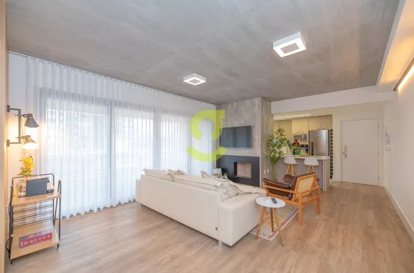 Apartamento alto padrão, 149m², 3 dorm, 3 suites, 5 banh, 2 vagas, Zona Sul