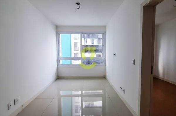 Apto 1 dorm, 54m priv, churrasqueira, 1 vaga coberta!