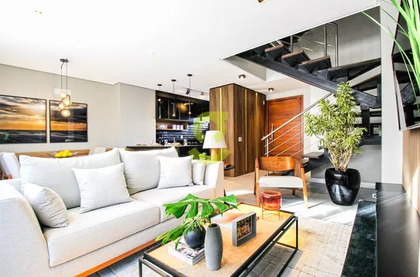 Casa em condominio, NOVA, 183m priv, 3 dorm, sacada, churrasqueira, lareira, 2 vagas e infra!