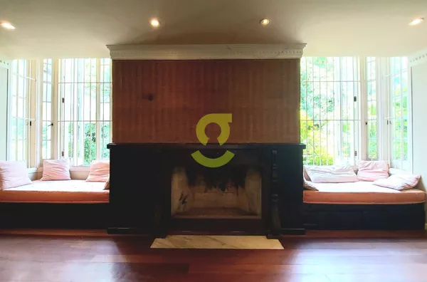 Casa arquitetônica única, 720m², 5 suítes, suíte master, 11 banhei, piscina, 4 vagas, lereira, Três Figueiras - Porto Alegre