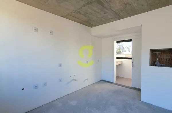 Apartamento 86m², 2 dorm, 2 suítes, 3 banheiros, churrasqueira, ultimo andar, Mon't Serrat.