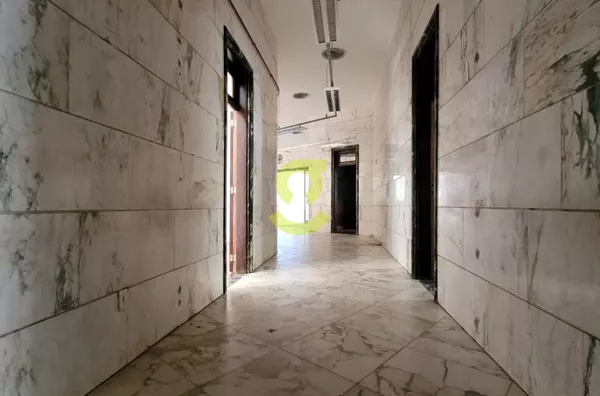 Andar inteiro para locação em prédio tradicional, Centro Histórico, 1.340m²