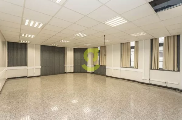 Imponente prédio comercial,  Centro Histórico, Porto Alegre